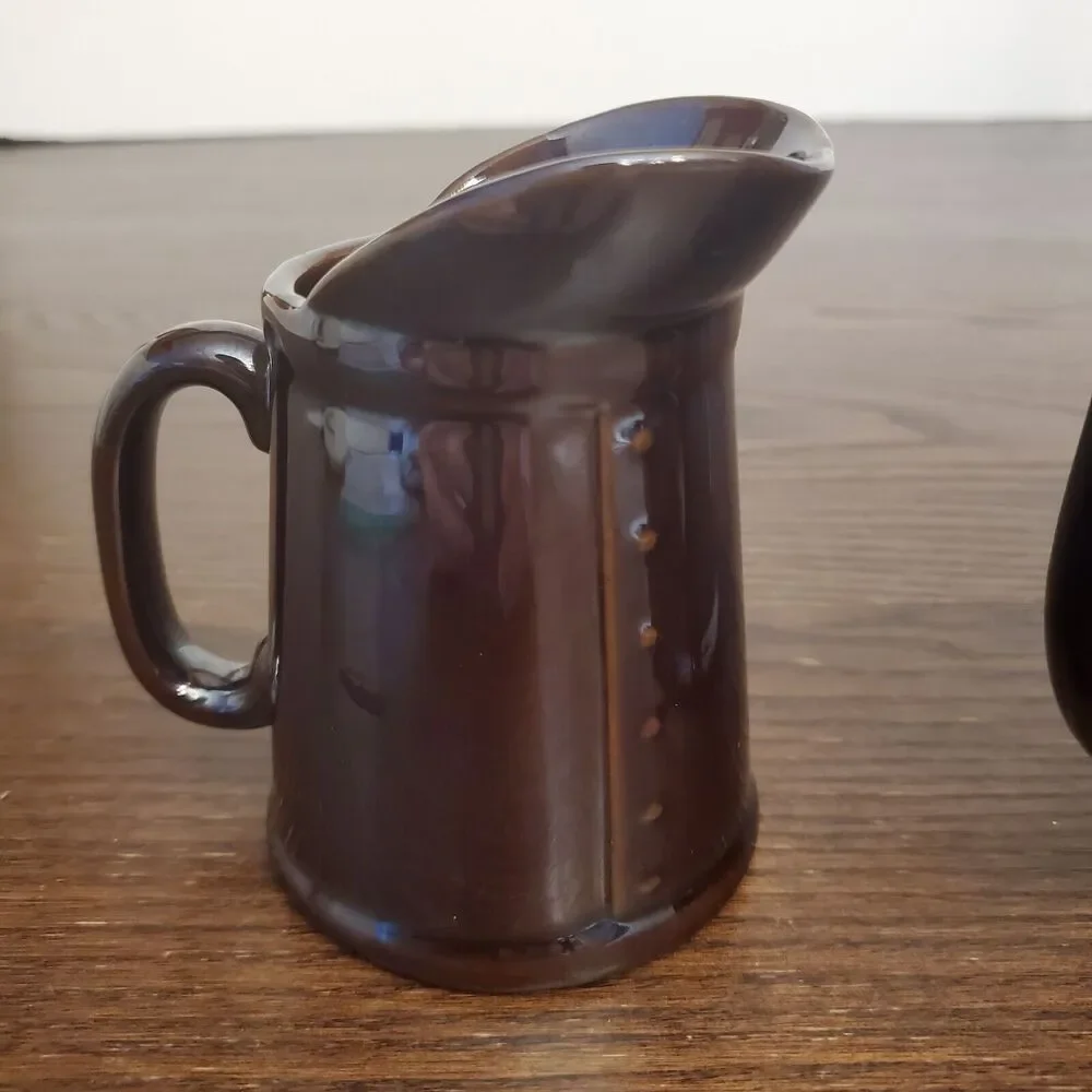 Vintage‎ Ceramic Syrup Serving 2 Pitchers 🐓 Roosters Brown Glaze SET
